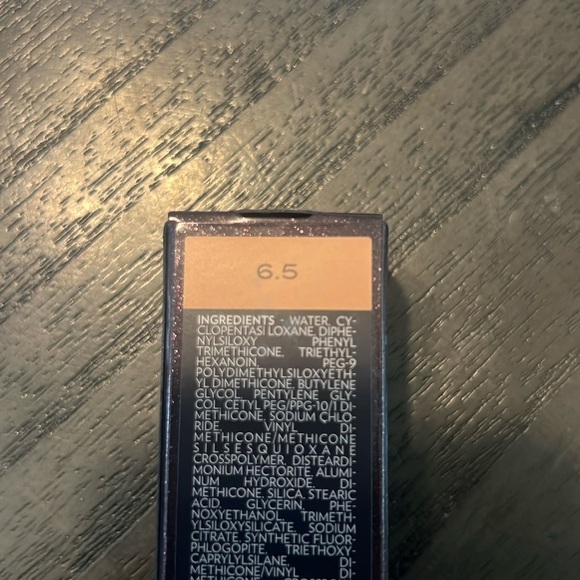 Surratt Dew Drop Foundation Shade 6.5 | Medium / Beige - Picture 7 of 9